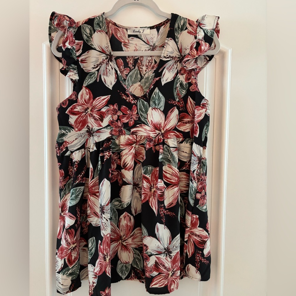 NWOT - Hawaiian Print Peplum Top